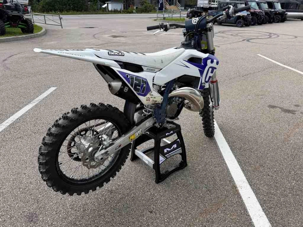 Husqvarna TC 125 2025 — photo 3